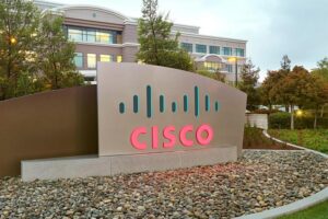 Cisco: Ισχυρά τριμηνιαία αποτελέσματα με καθαρά κέρδη 4 δισ. δολαρίων